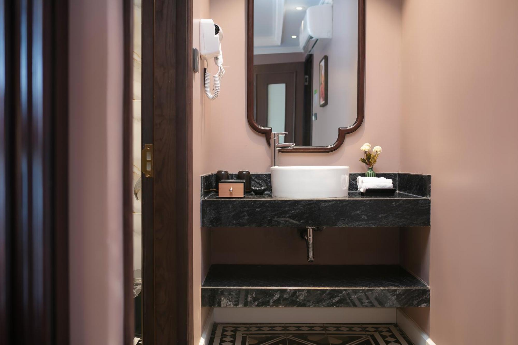 האנוי Acoustic Premium Hotel & Spa מראה חיצוני תמונה